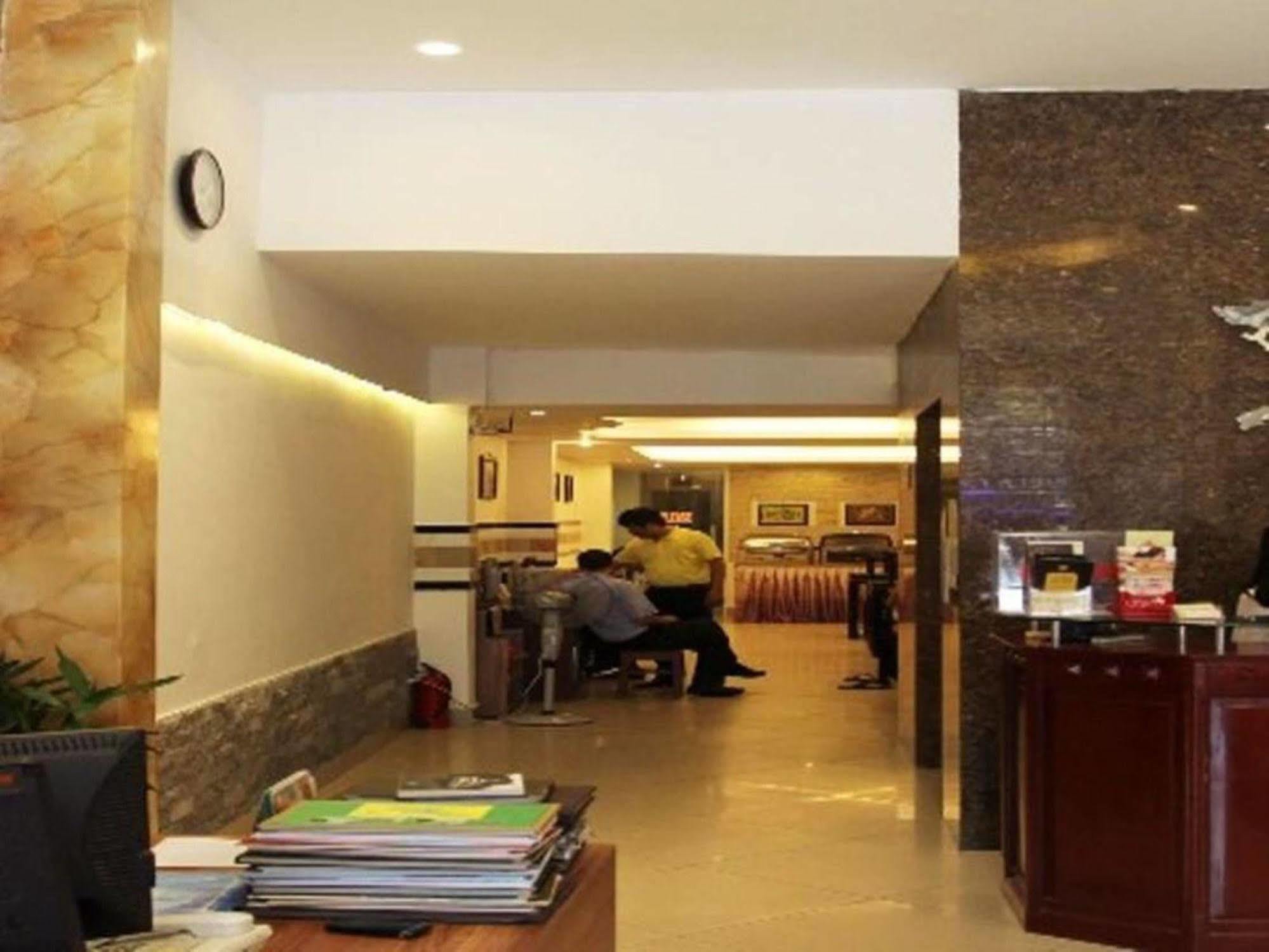 แอนซีอาร์เอ ตัมตัม โฮเทล บาย คอนติเนนต์ - ใกล้ทะเลสาบฮวนเกียม Hotel ฮานอย ภายนอก รูปภาพ